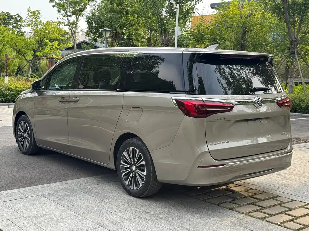 Buick GL8 2022 ES 653T Luxury