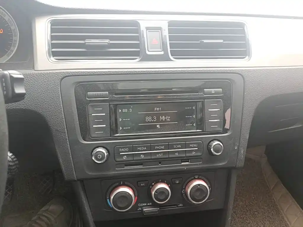 Skoda Rapid — миниатюра 13
