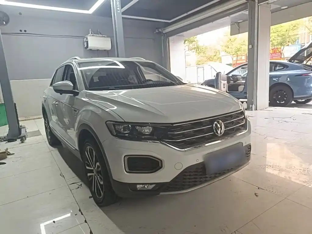Volkswagen T-Roc — миниатюра 4