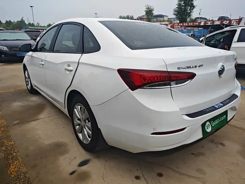 Buick Excelle — миниатюра 5
