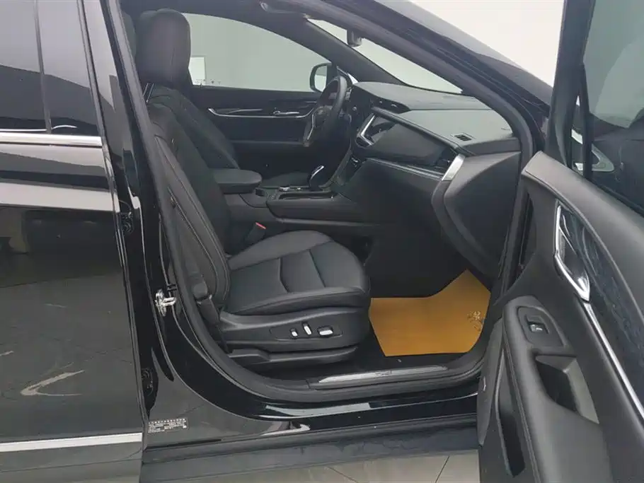 Cadillac XT5 2022 2.0T Luxury