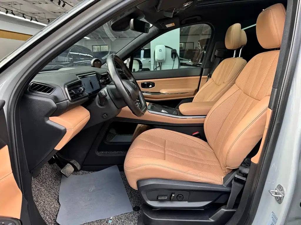 NIO ES8 — миниатюра 30