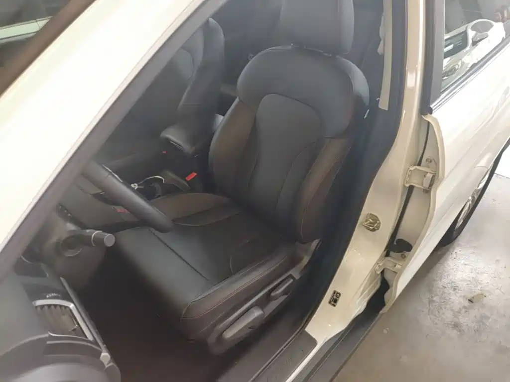 Haval M6 — миниатюра 15