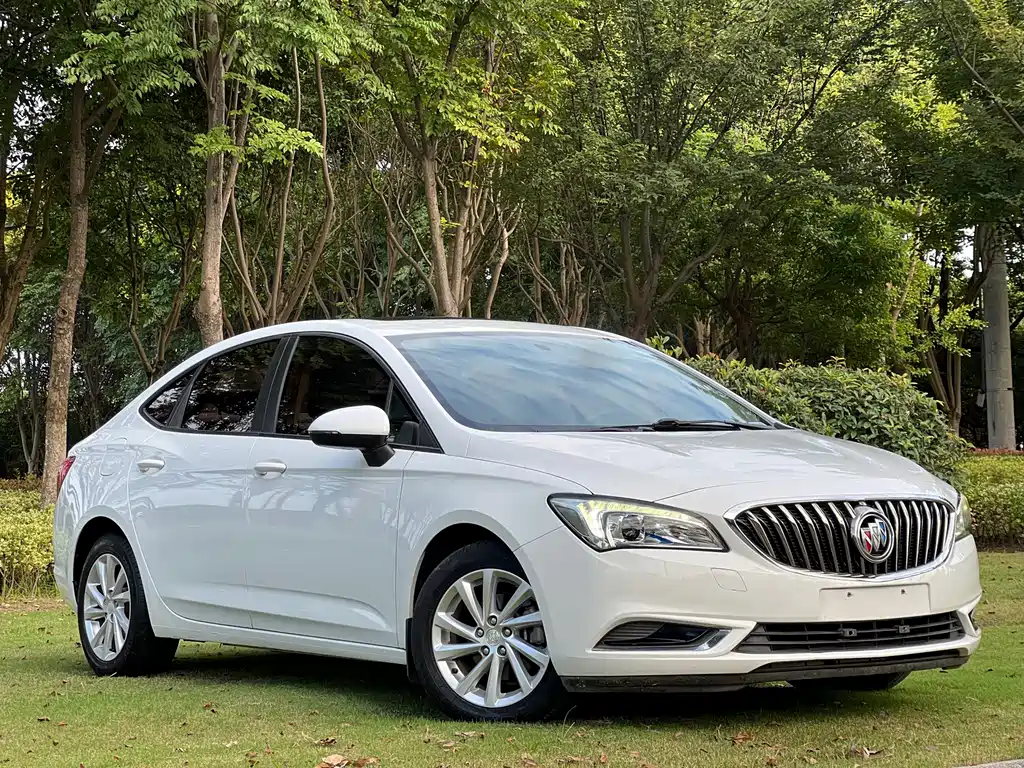 Buick Verano — миниатюра 14