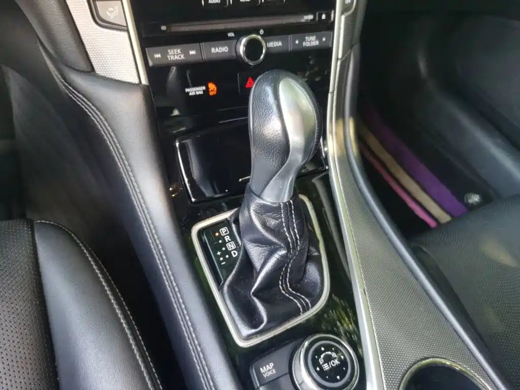 Infiniti Q50L — миниатюра 10