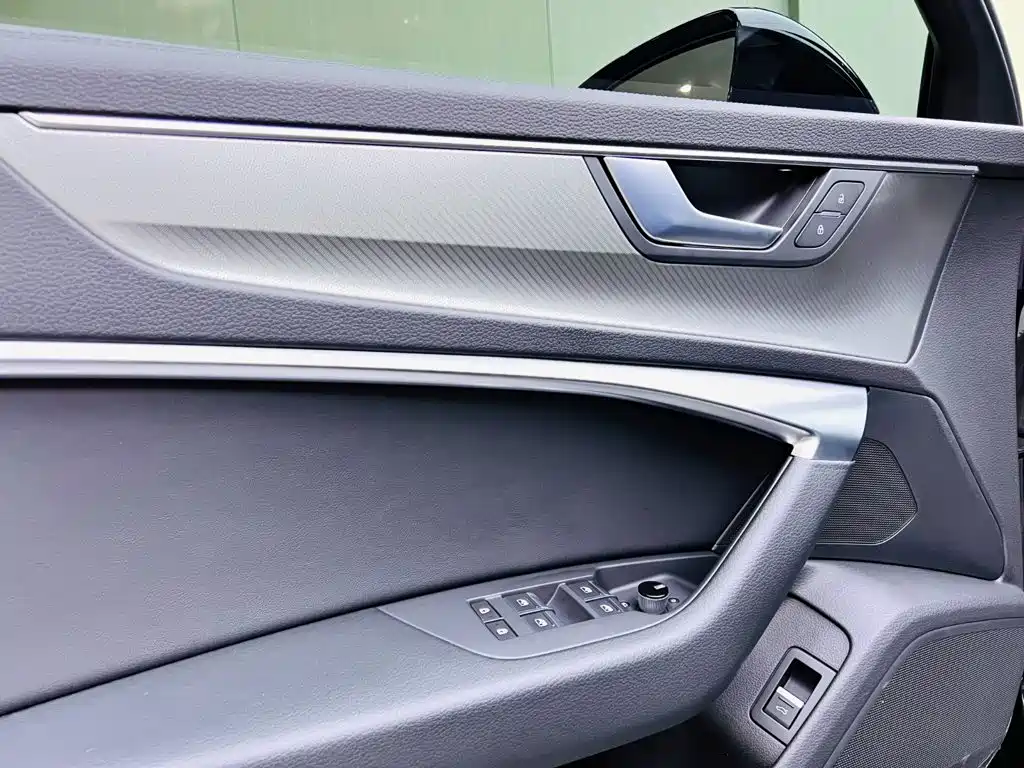 Audi A6L — миниатюра 11