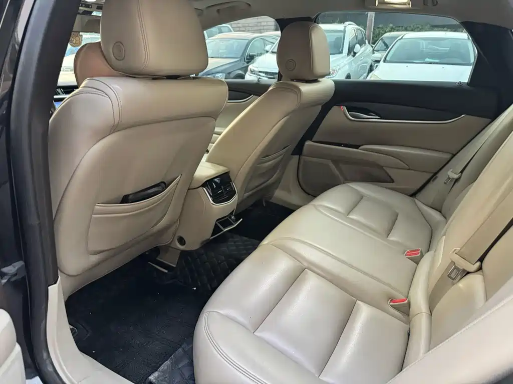 Cadillac XTS 2017 28T