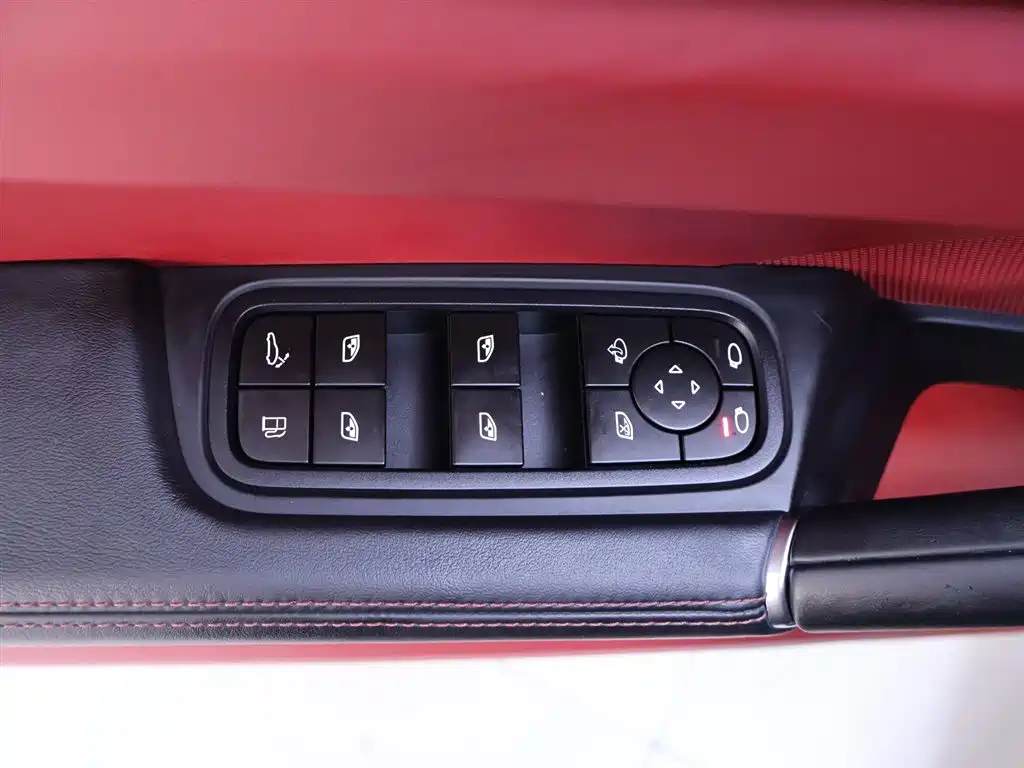 PORSCHE CAYENNE NEW ENERGY