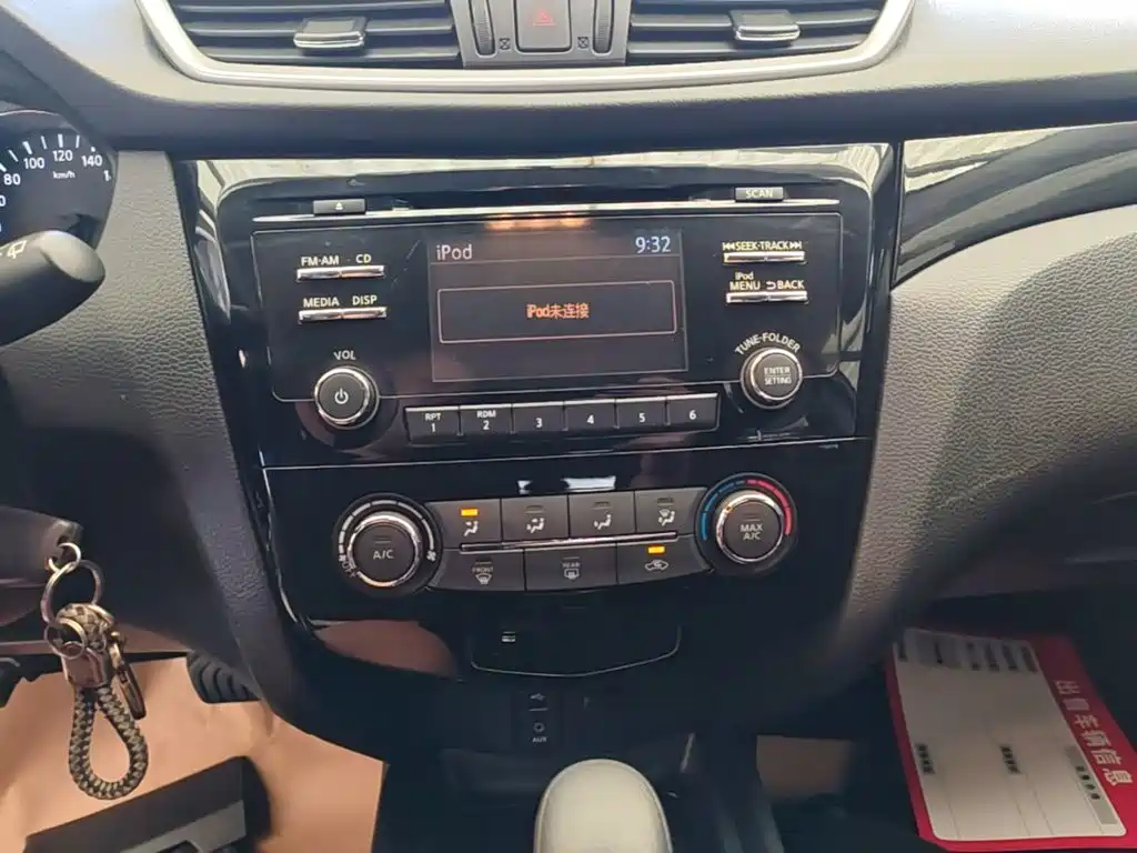 Nissan Qashqai — миниатюра 13
