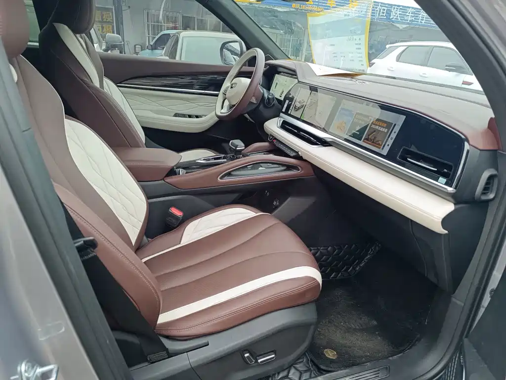 Geely Xingyue L — миниатюра 13