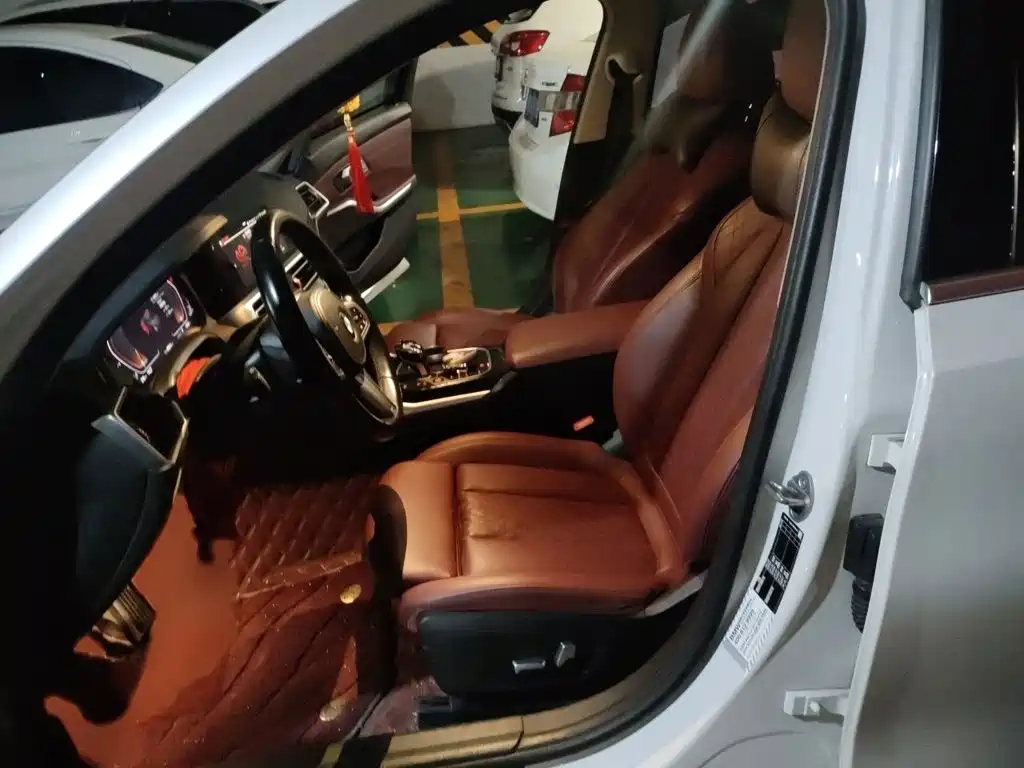 BMW 3 Series — миниатюра 8
