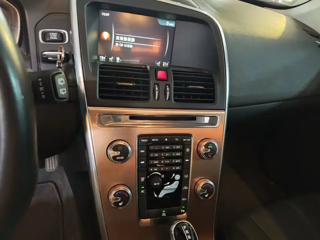 Volvo XC60 — миниатюра 13