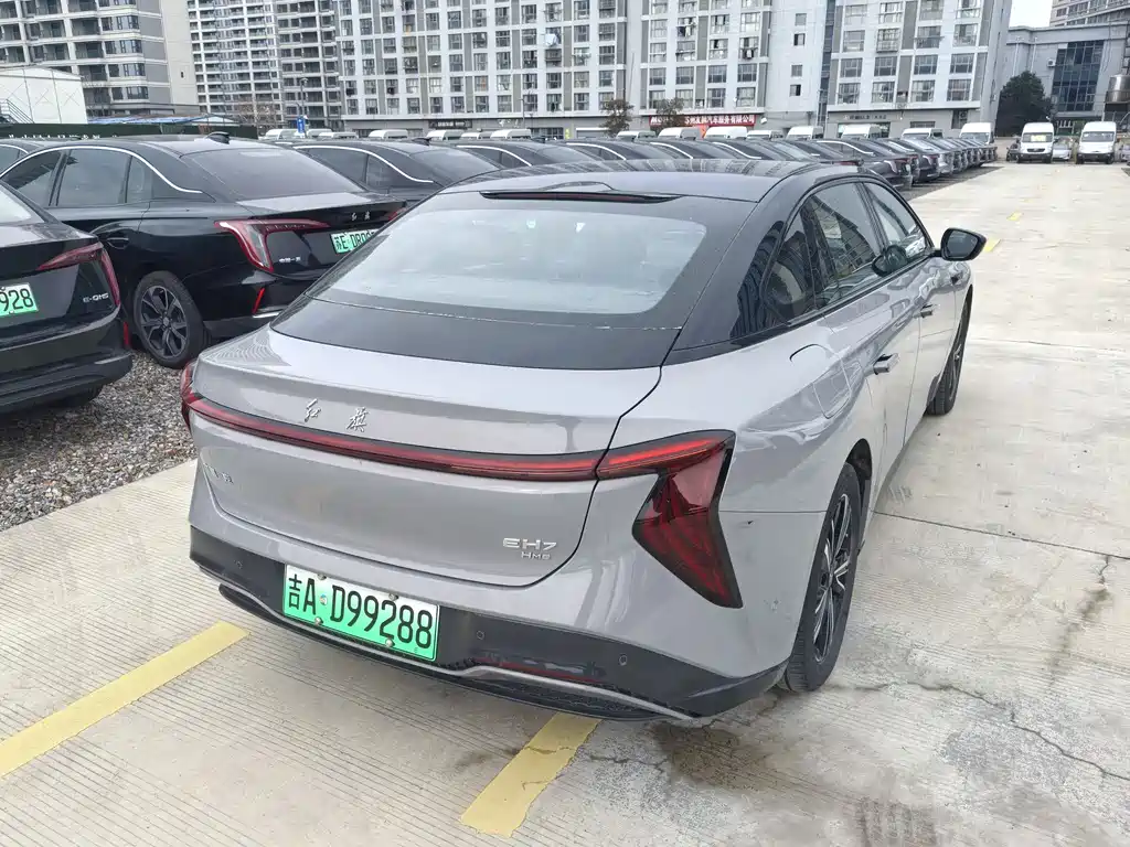 Hongqi HONGQI EH7
