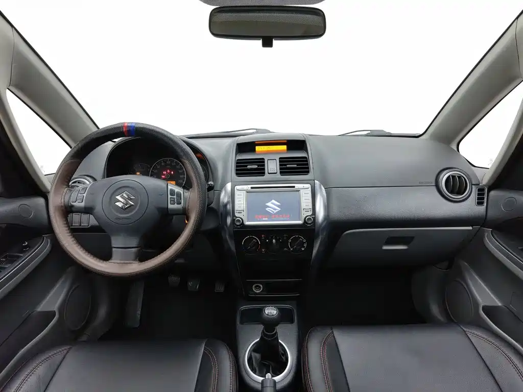 Suzuki SX4 — миниатюра 5