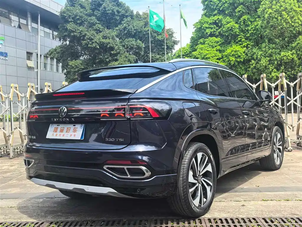 Volkswagen X — миниатюра 5