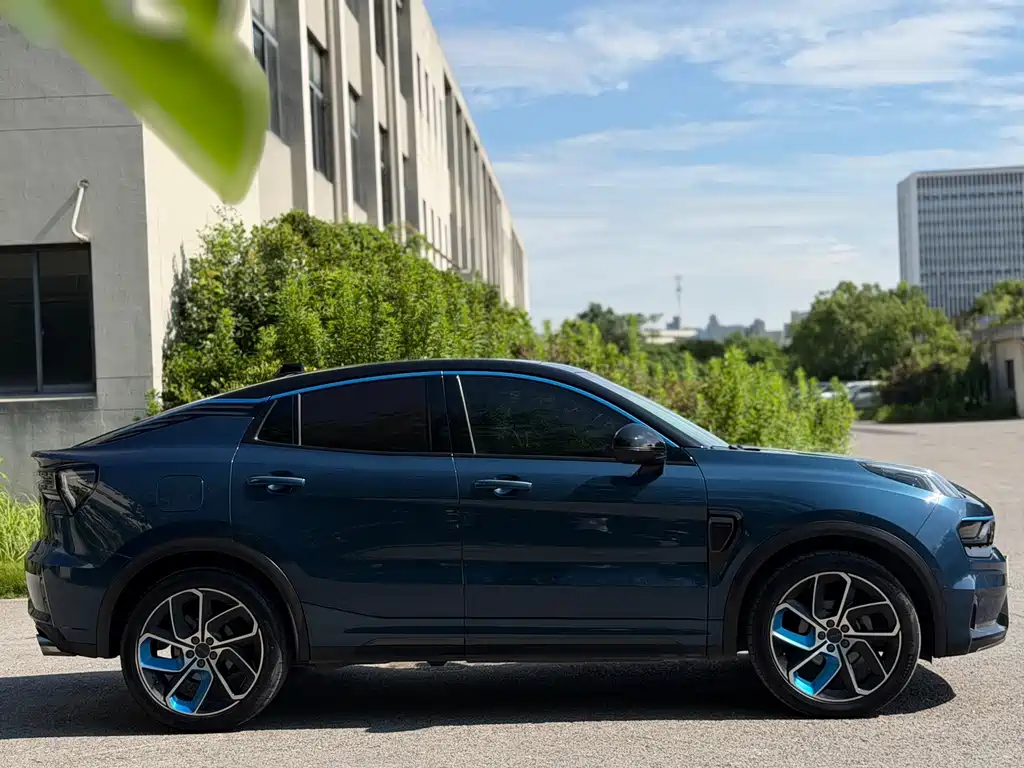 Lynk & Co 05 2.0TD 2WD Shine Halo, фото 7