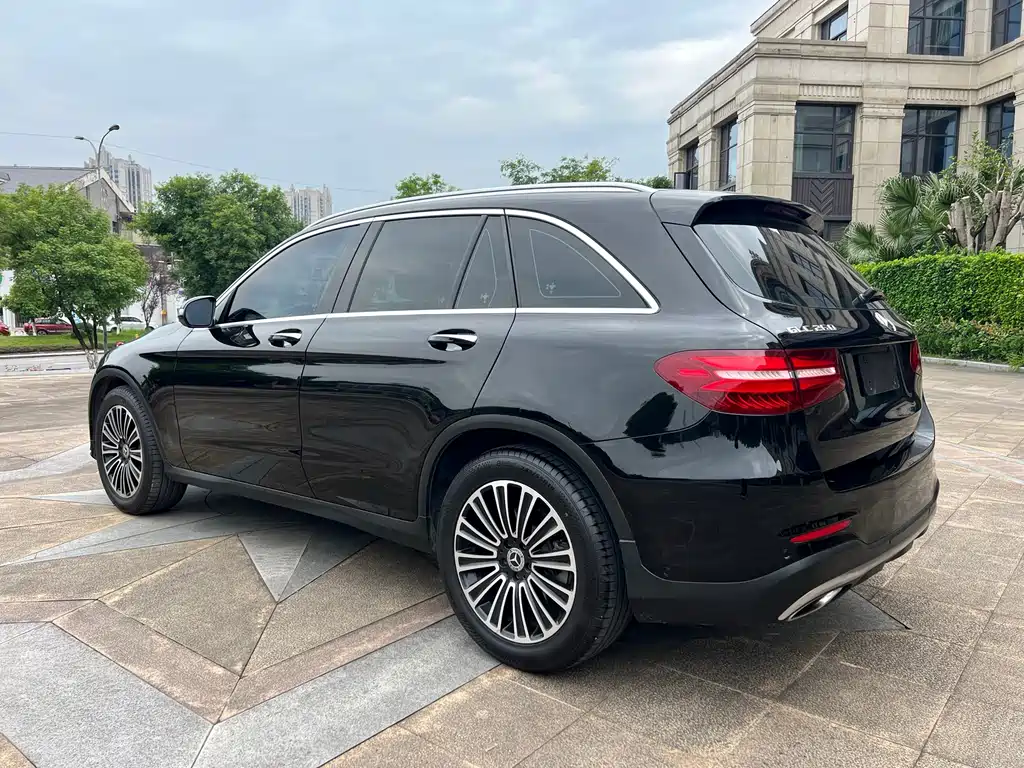 Mercedes-Benz GLC 2018 GLC 260 4MATIC