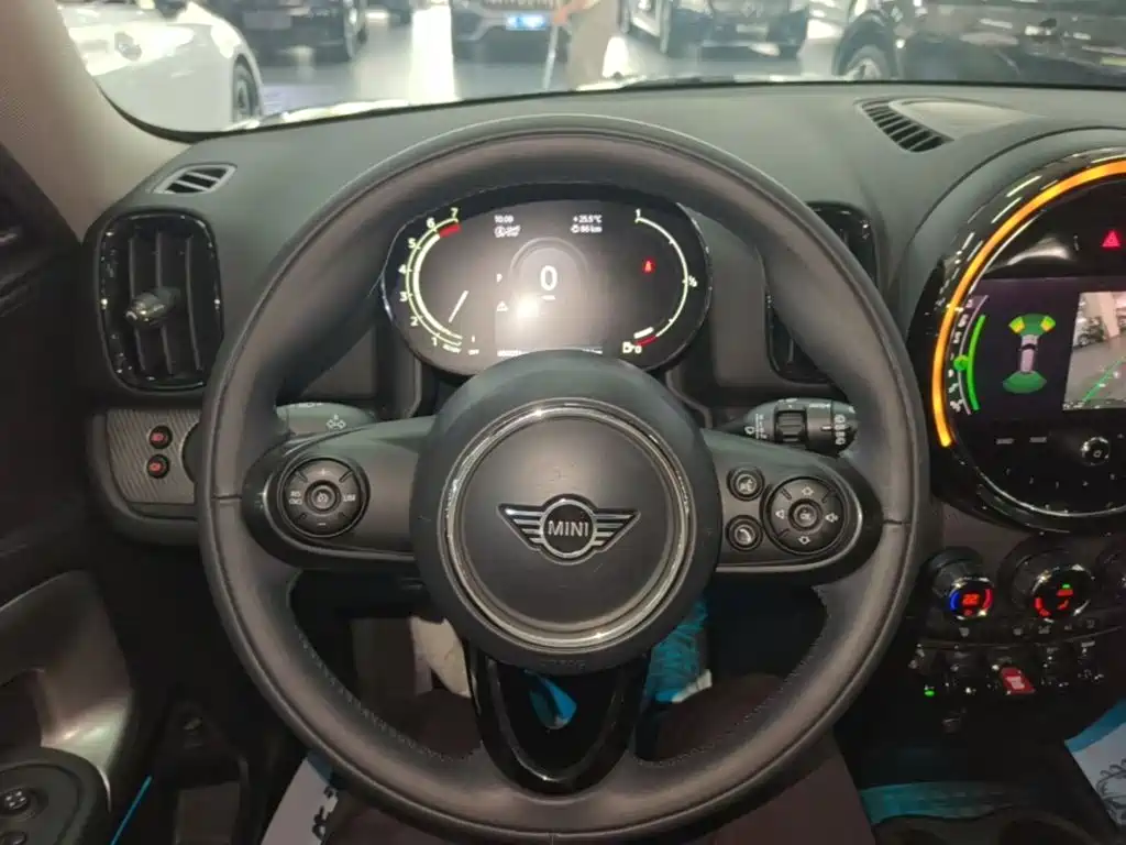 MINI Mini Countryman — миниатюра 11