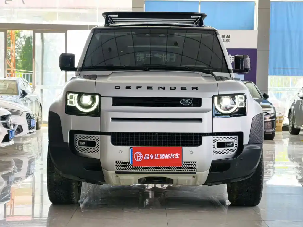 Land Rover Defender — миниатюра 2