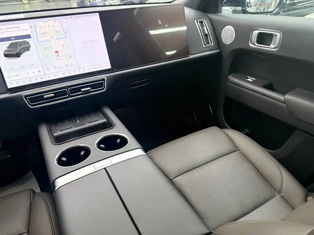 Li Auto Li L9 — миниатюра 16