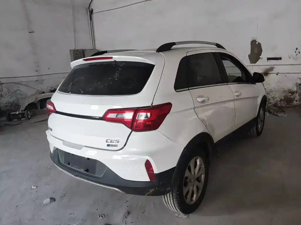 BAIC New Energy EC5 — миниатюра 2