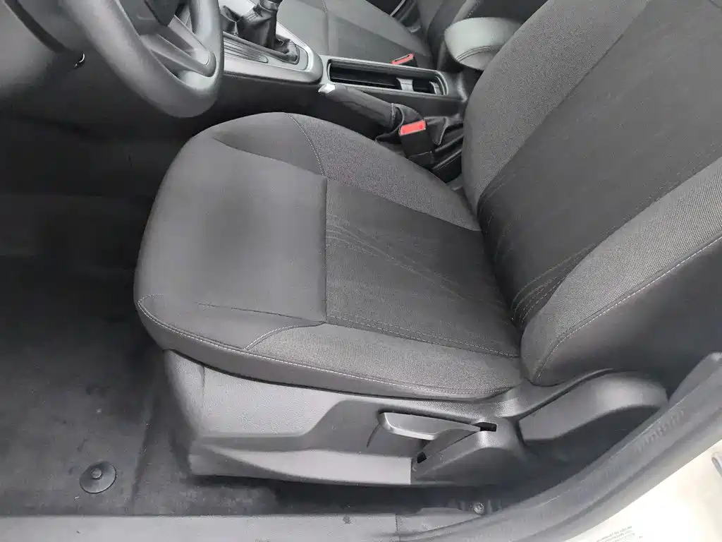 Ford Focus — миниатюра 20
