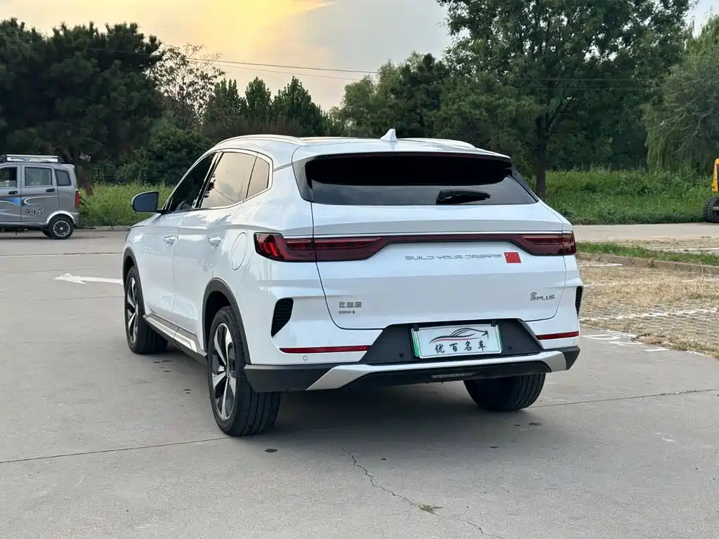 BYD PLUS New Energy — миниатюра 4