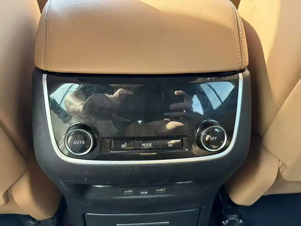 Li Auto Li ONE — миниатюра 18