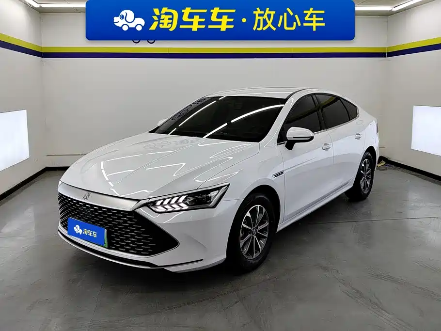 2025 BYD Qin - zdjęcie 1 z 16