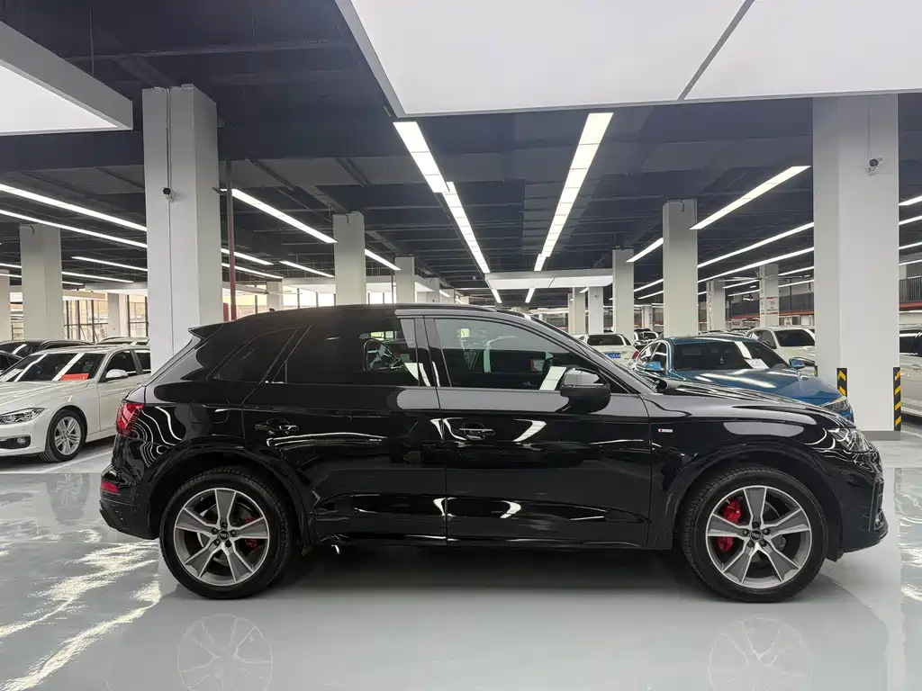 Audi Q5L — миниатюра 4