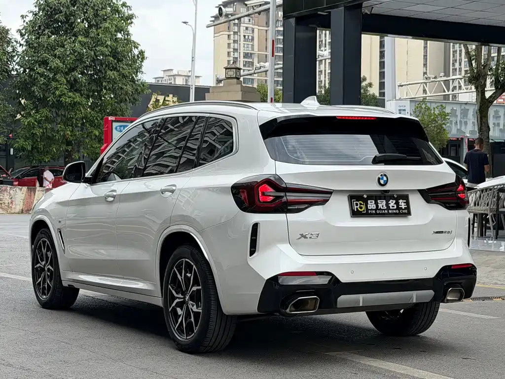 BMW X3 — миниатюра 7