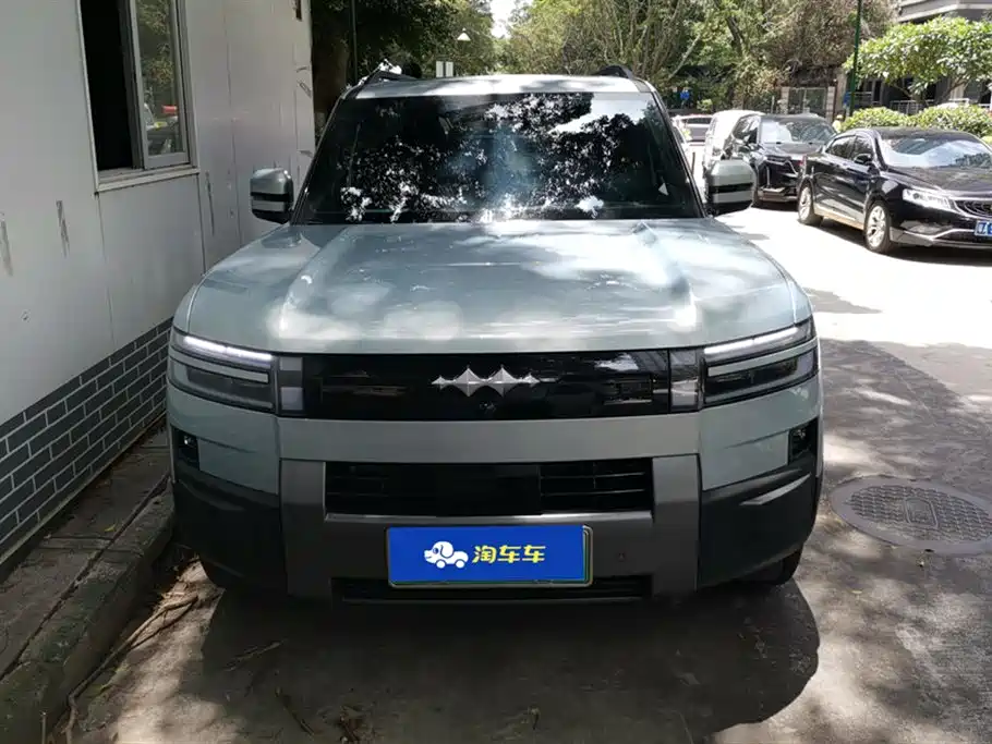 Fangchengbao Leopard 7 7 2025 200KM Max