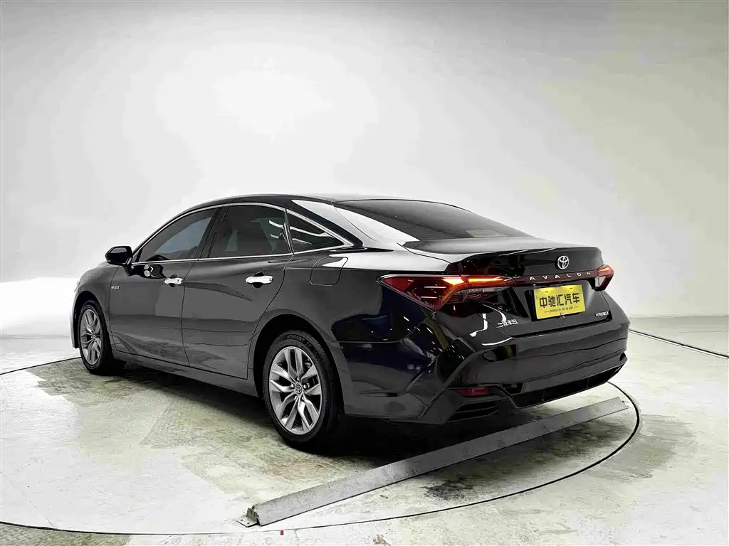 Toyota Avalon — миниатюра 19