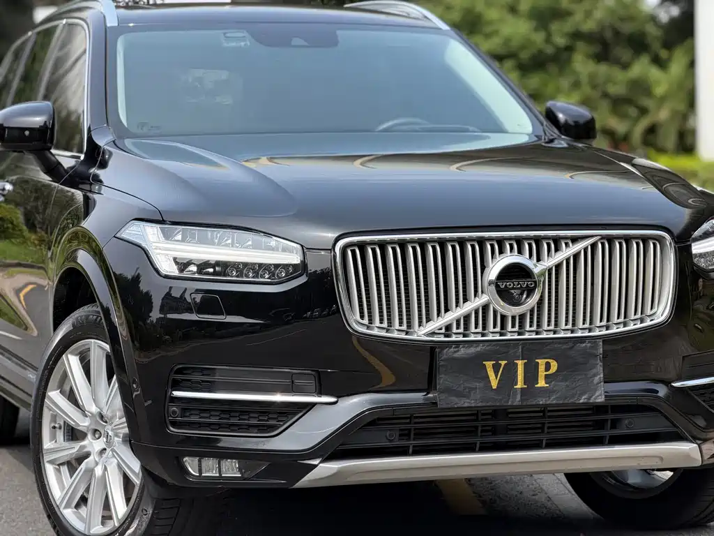 Volvo XC90 — миниатюра 2
