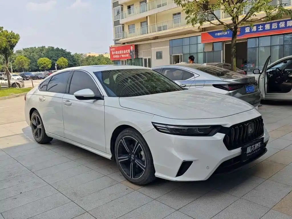 Honda Inspire — миниатюра 3