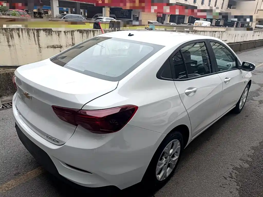 Chevrolet Cavalier — миниатюра 7