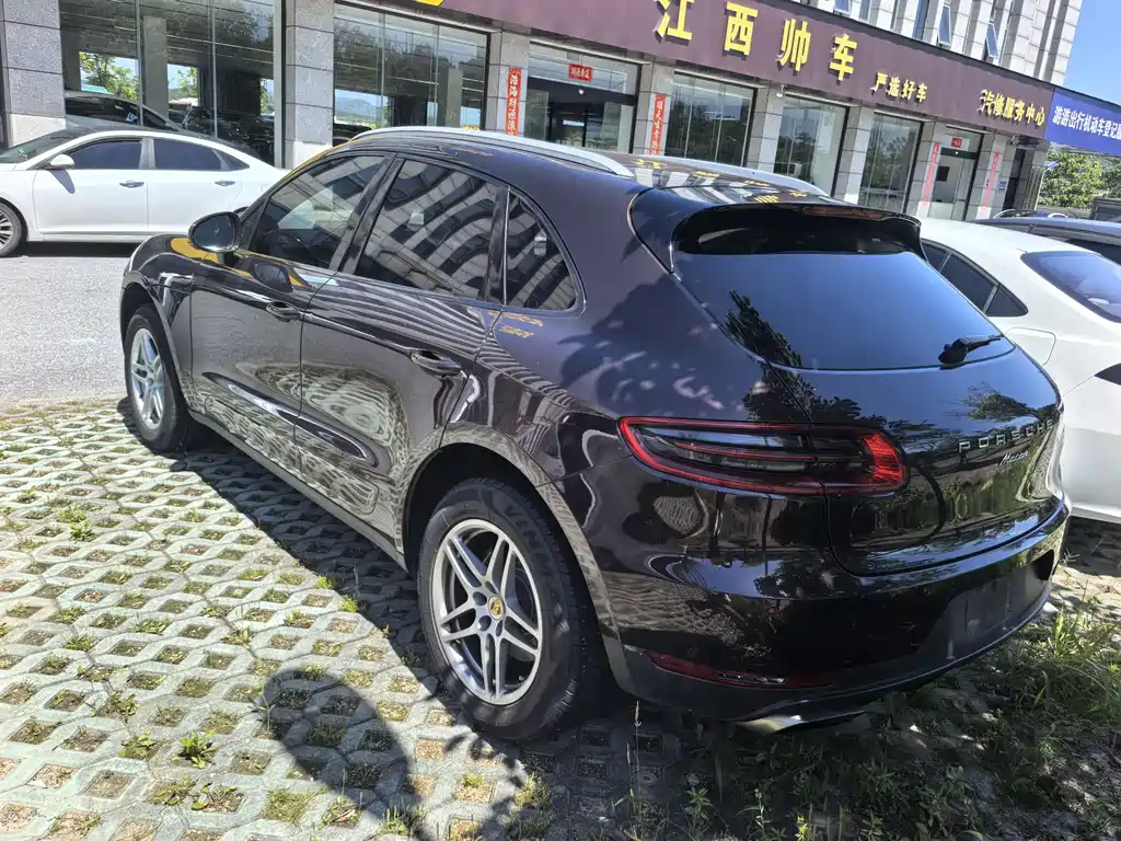 Porsche Macan 2016 Macan 2.0T