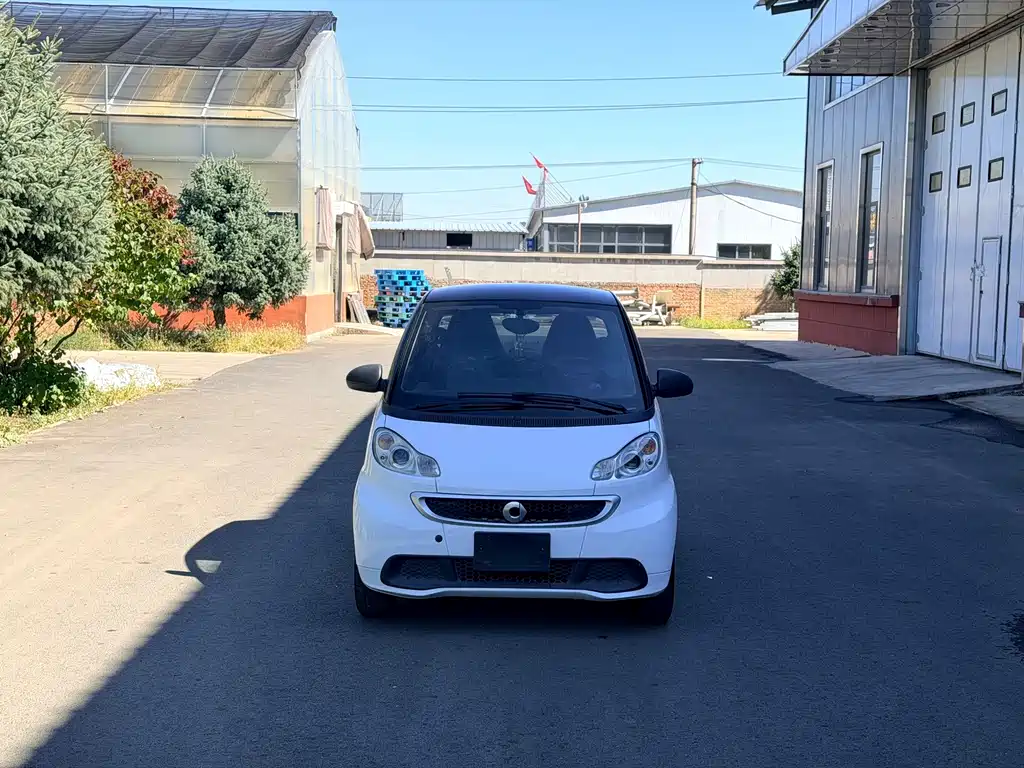 smart Smart Fortwo — миниатюра 2