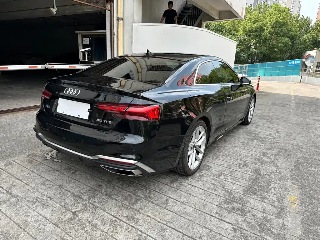Audi A5 (Import) — миниатюра 13