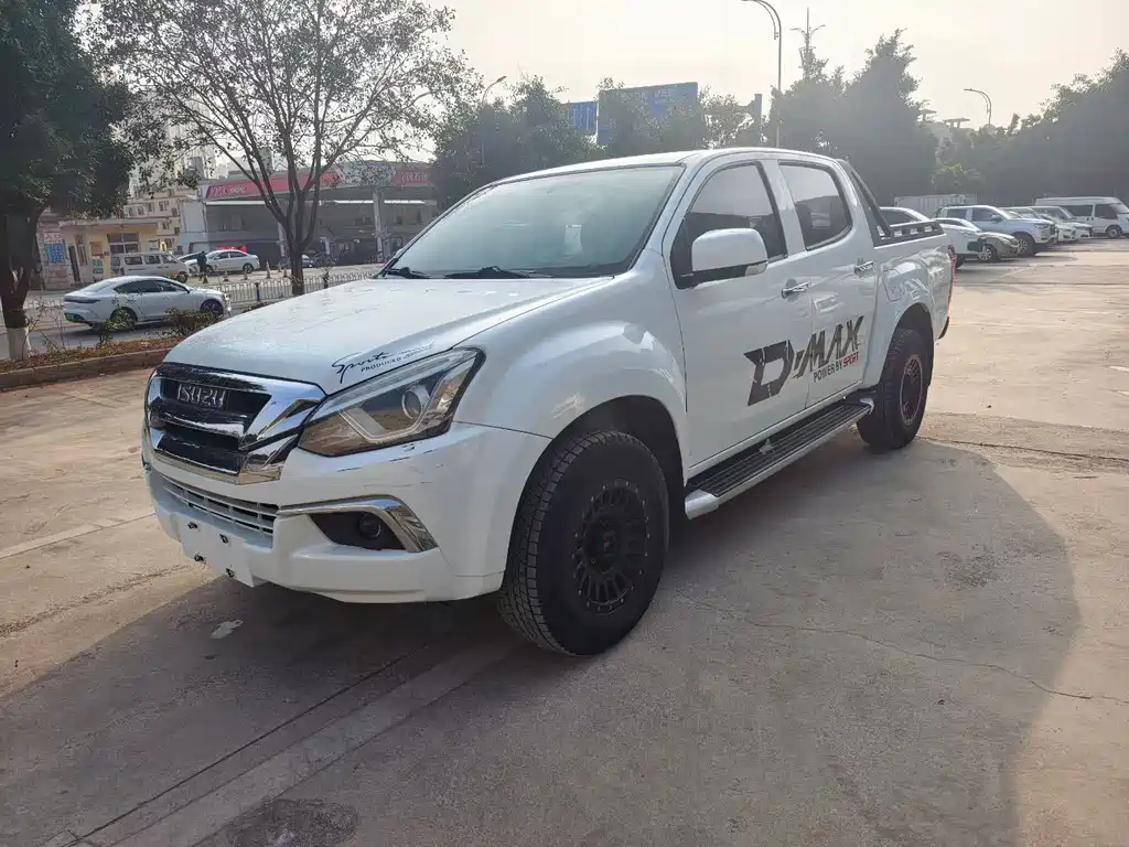 ISUZU D MAX