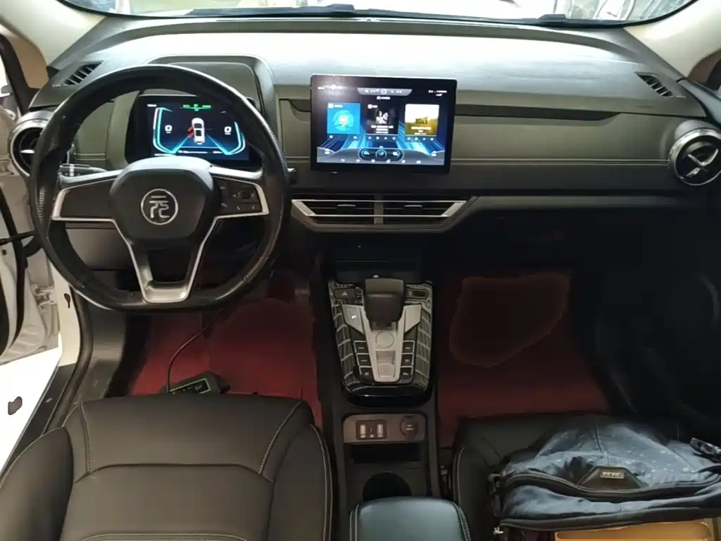 BYD Yuan EV — миниатюра 10