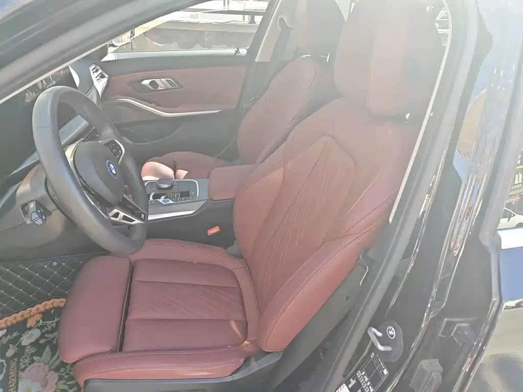 BMW i3 — миниатюра 11