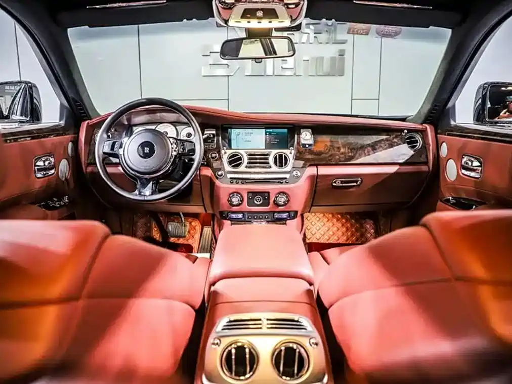 Rolls-Royce Ghost 2015 Series II Long Wheelbase