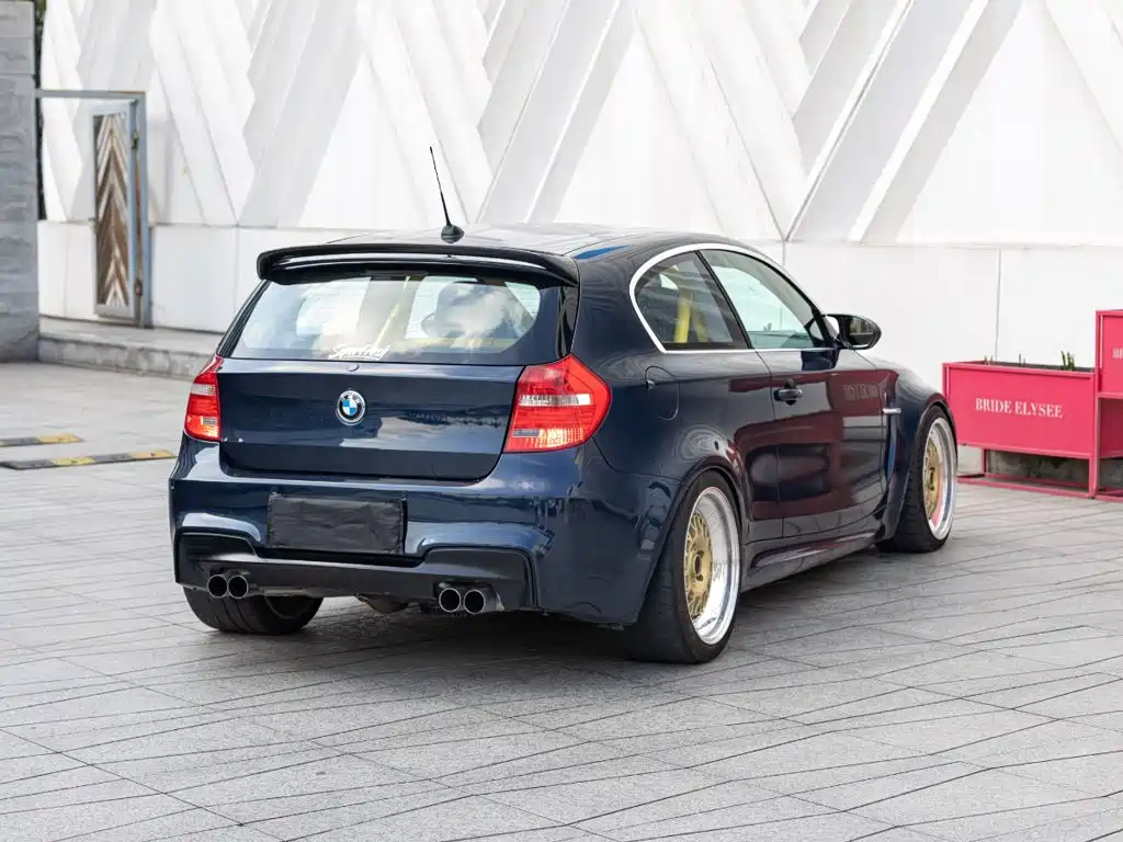 BMW 1 Series (Import) — миниатюра 4