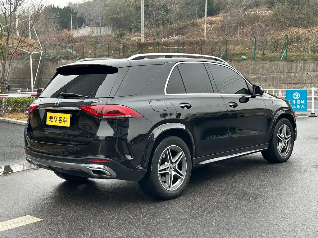 MERCEDES-BENZ GLE
