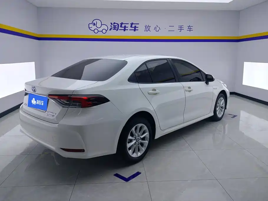 Toyota Corolla — миниатюра 3