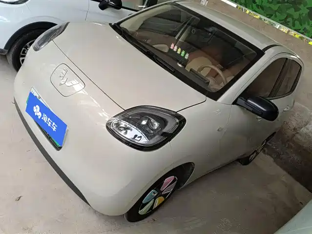 WULING HONGGUANG MINIEV 2025