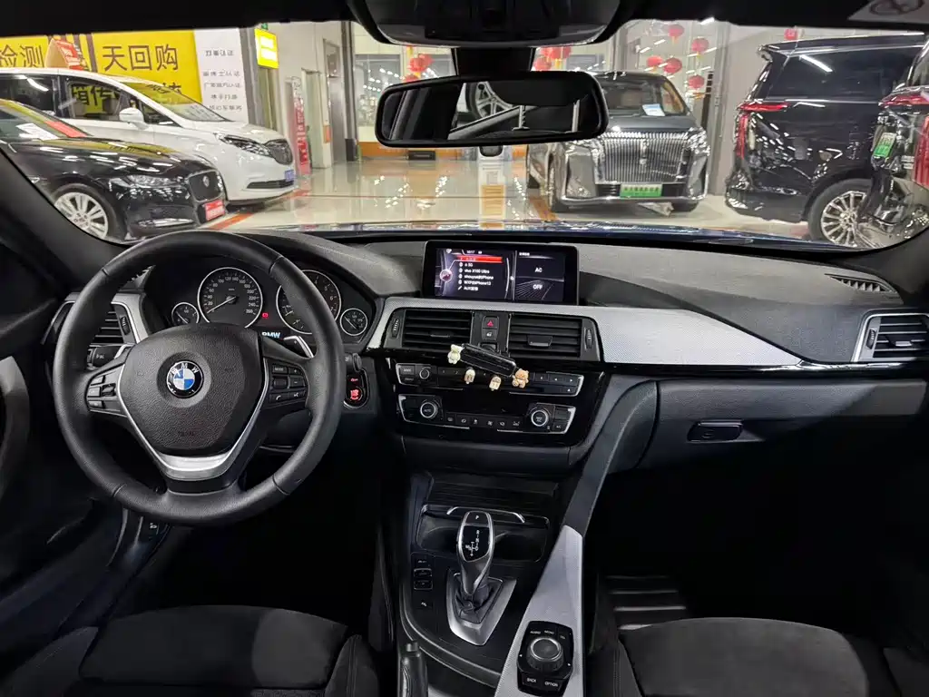 BMW 3 Series — миниатюра 5