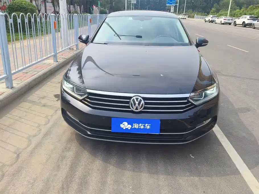 Volkswagen Magotan — миниатюра 2