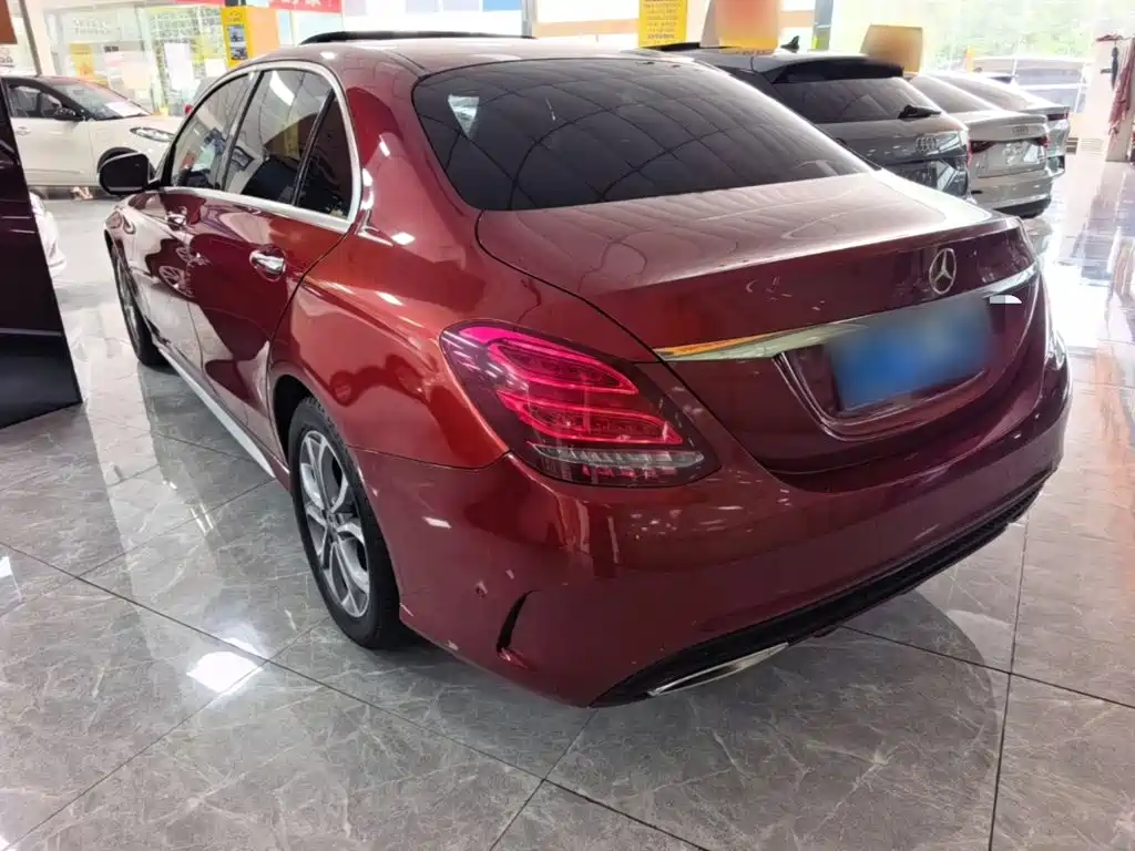 Mercedes-Benz C-Class — миниатюра 5